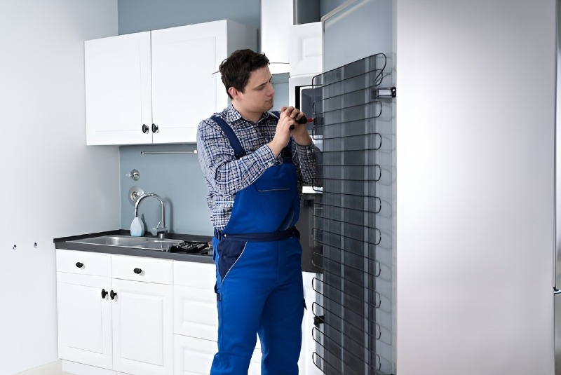 Refrigerator repair in San Diego